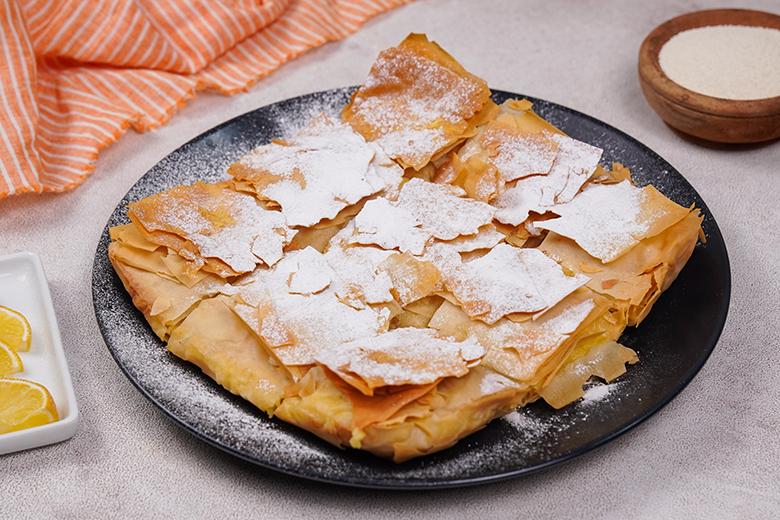 Bougatsa