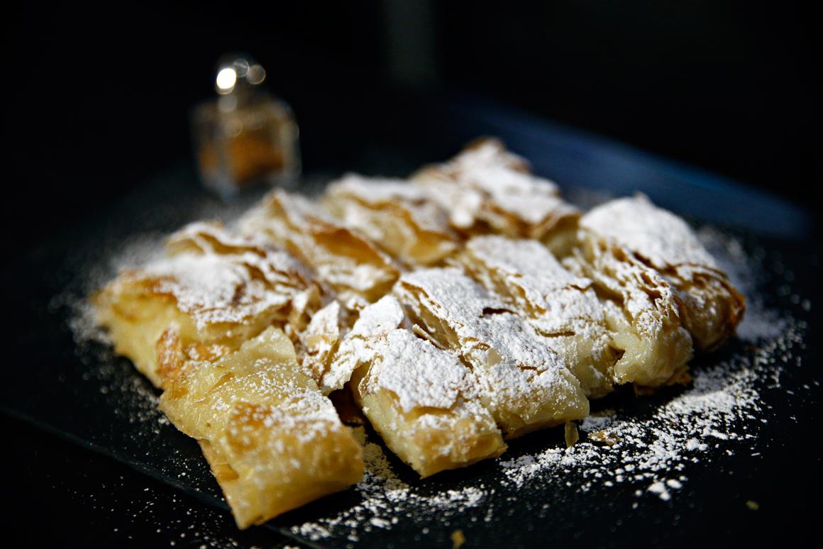 Bougatsa