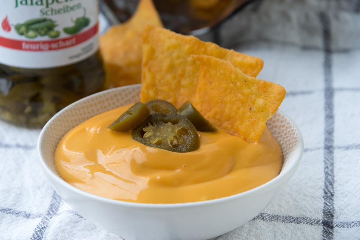 Chili Cheese Dip