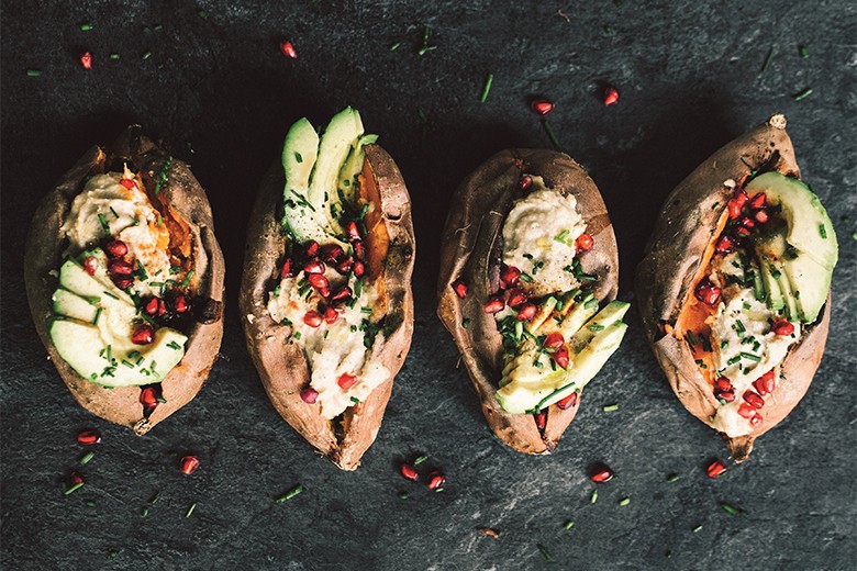 Gebackene Süßkartoffel mit Cashew-Käse
