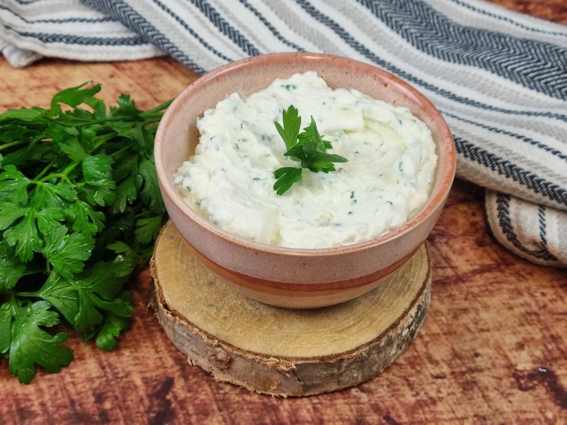 Quark-Knoblauch-Dip
