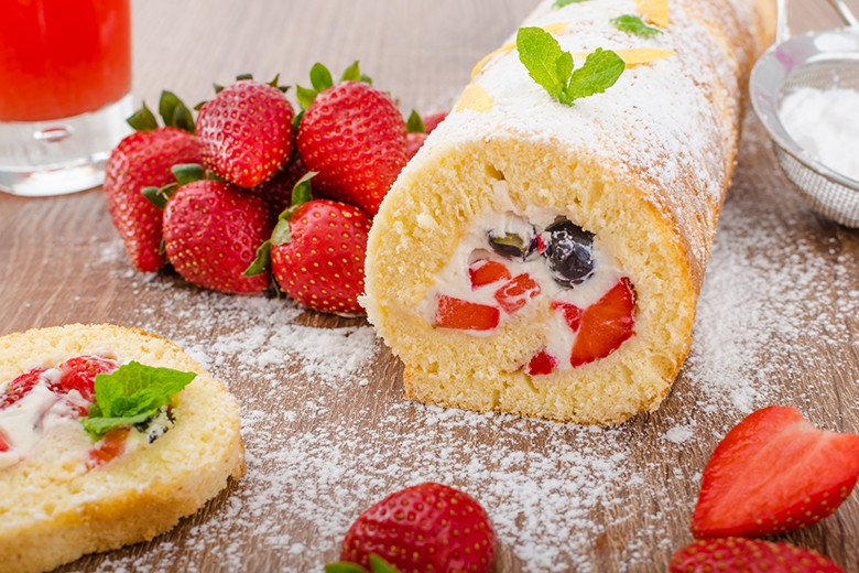 Erdbeerroulade mit Quark