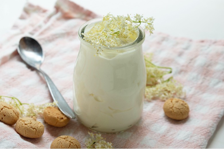 Holunderblüten-Pudding