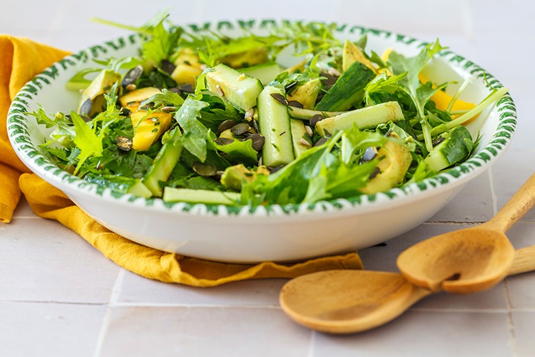 Rohkost Löwenzahn-Mango-Salat