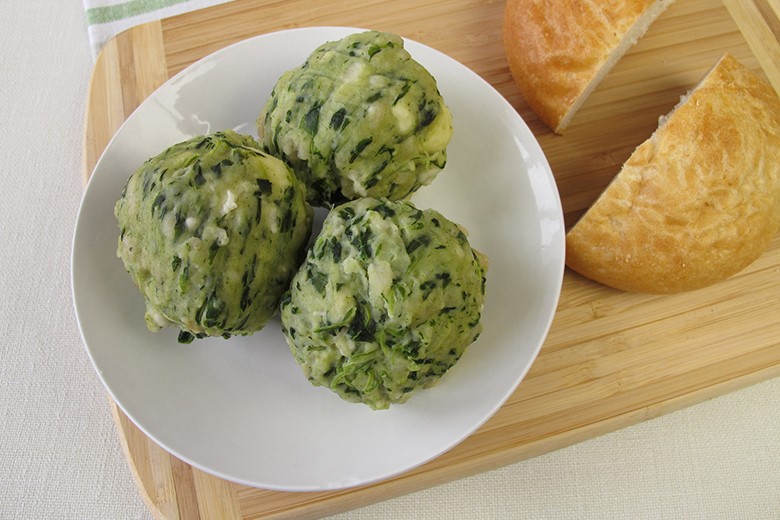 Einfache Spinatknödel