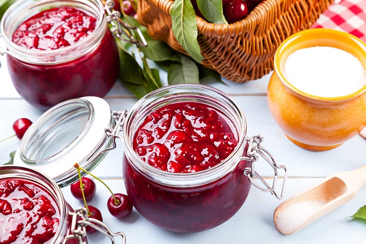 Sauerkirschkonfitüre