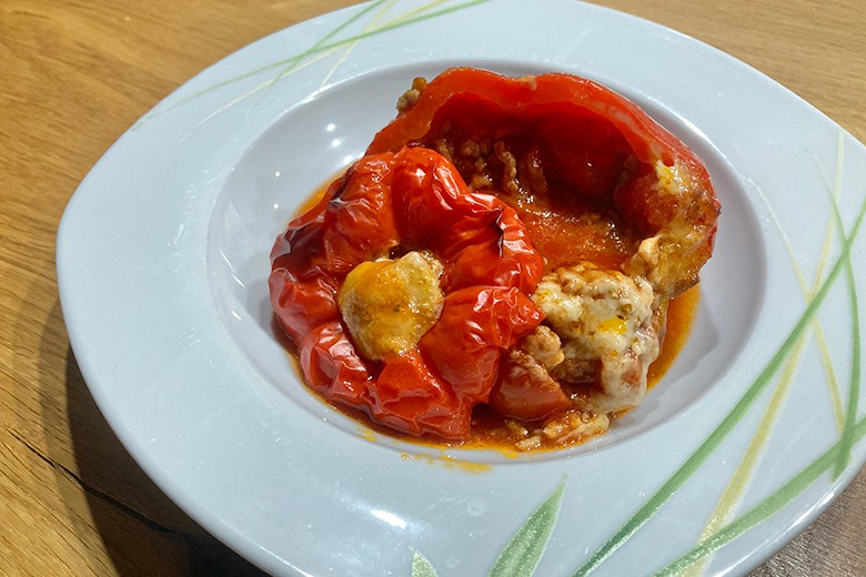 Gefüllte Paprika mit Hackfleisch