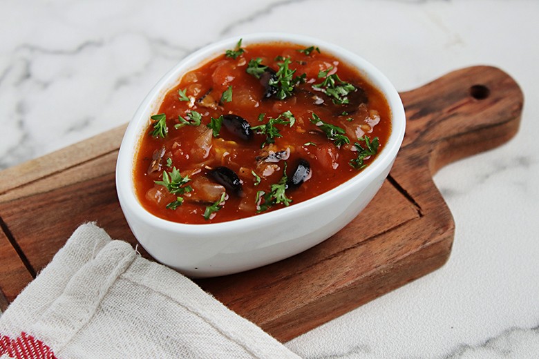 Tomatensauce mit Sardellen
