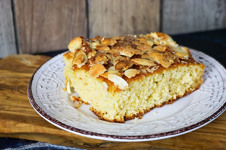 Mandel-Buttermilchkuchen