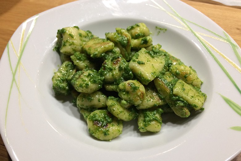 Gnocchi mit Pesto