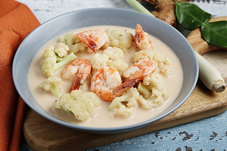 Asiatische Blumenkohlsuppe