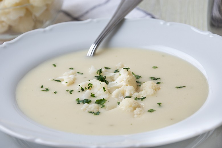 Blumenkohlsuppe mit Kokosmilch