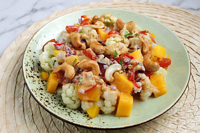 Asiatischer Blumenkohlsalat