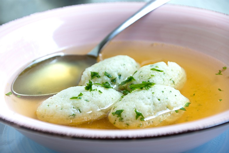 Grießklößchen mit Käse