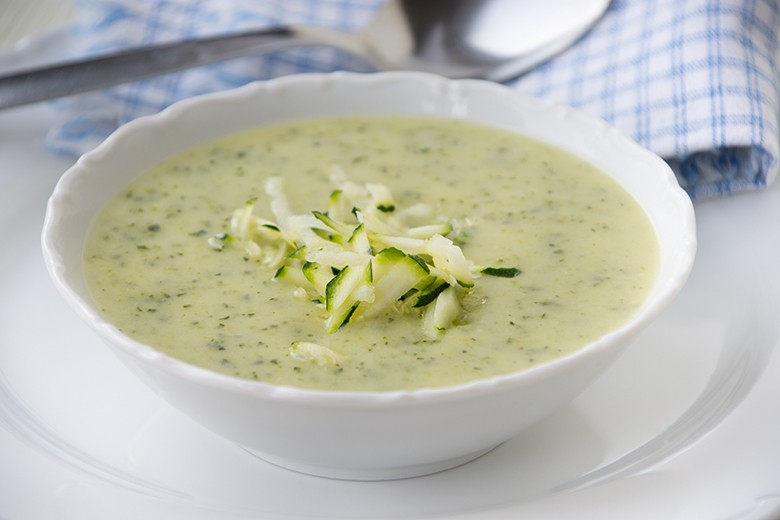 Zucchini-Kohlrabisuppe