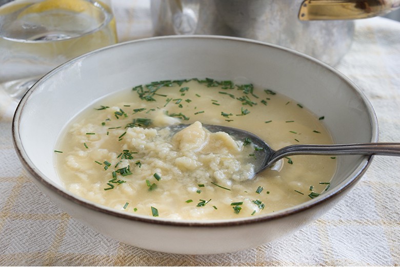 Semmeleinlaufsuppe