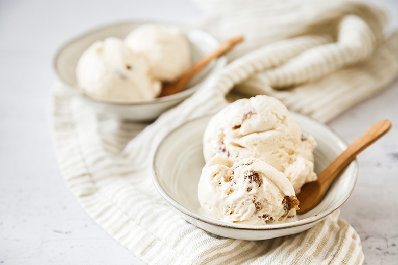 Malaga-Eis mit Rum
