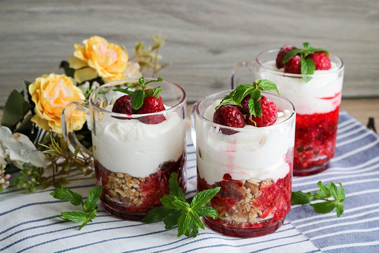Mascarpone-Creme mit Himbeeren