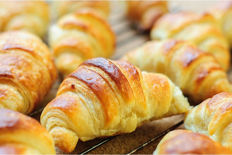 Schokocroissants mit Pinienkernen