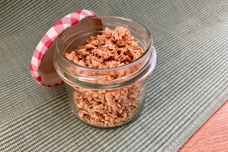Veganes Granolamüsli