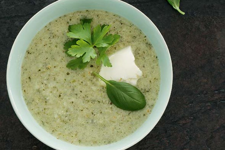 Frischkäse-Pastinaken-Suppe