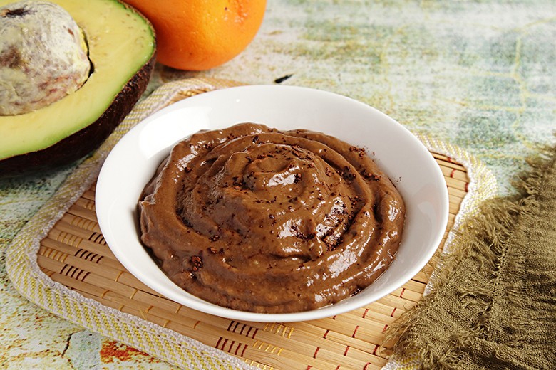 Rohes Schokoladenmousse mit Orange