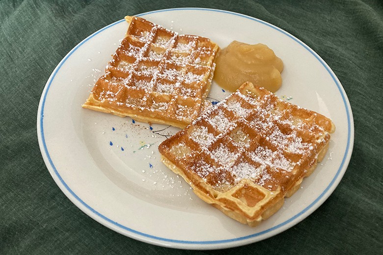 Quarkwaffeln mit Apfel