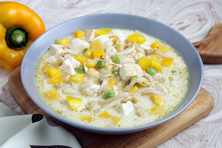 Grünes Tofu-Curry