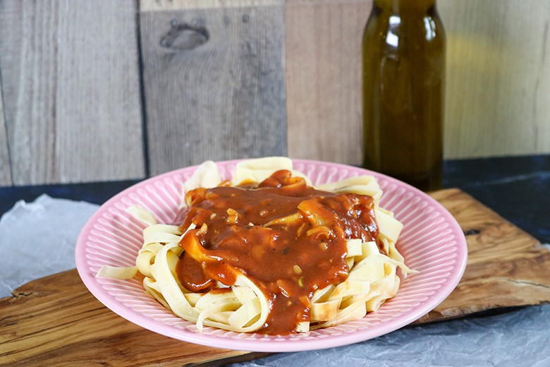 Crêpes in Tomatensauce