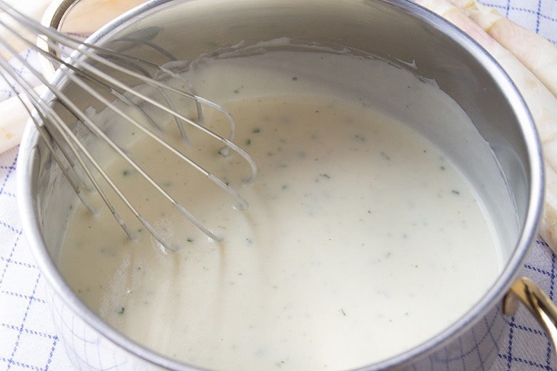 Schmandsauce für Spargel
