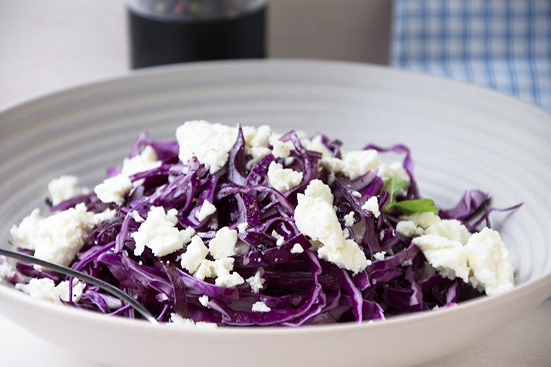Rotkohlsalat mit Feta