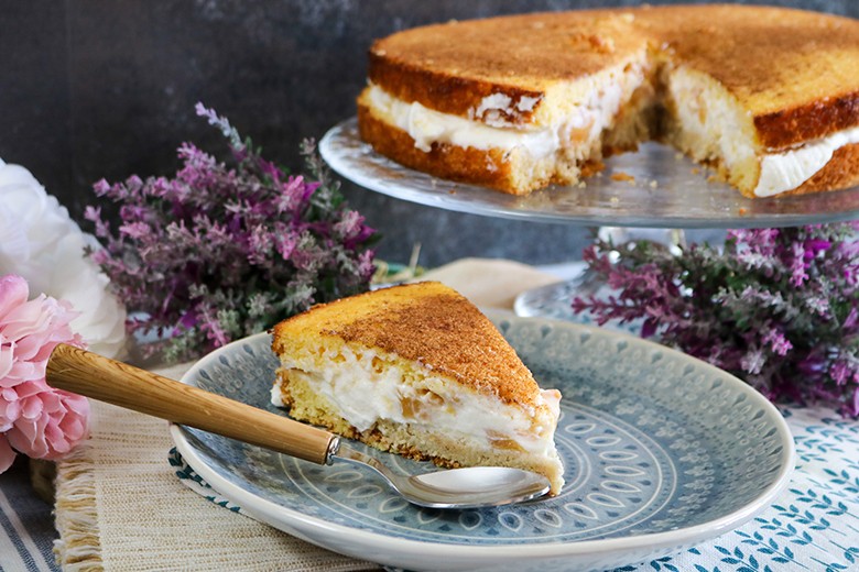 Schmandtorte mit Pfirsich