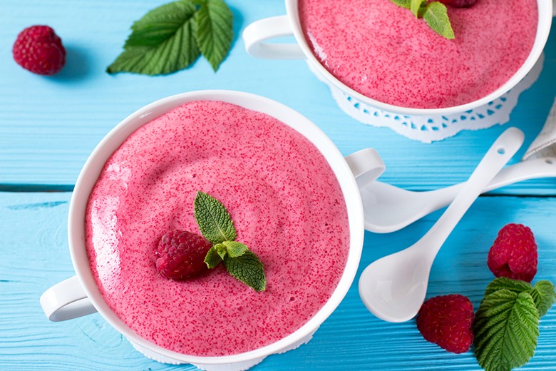 Grießbrei mit Himbeeren