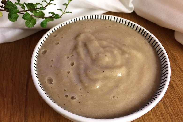 Couscousbrei mit Apfel und Banane