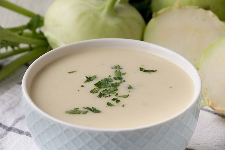 Pastinaken-Kohlrabi-Suppe