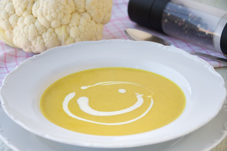 Blumenkohlsuppe mit Curry