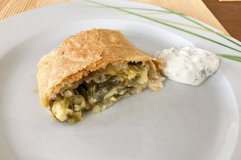 Mangold-Käse-Strudel