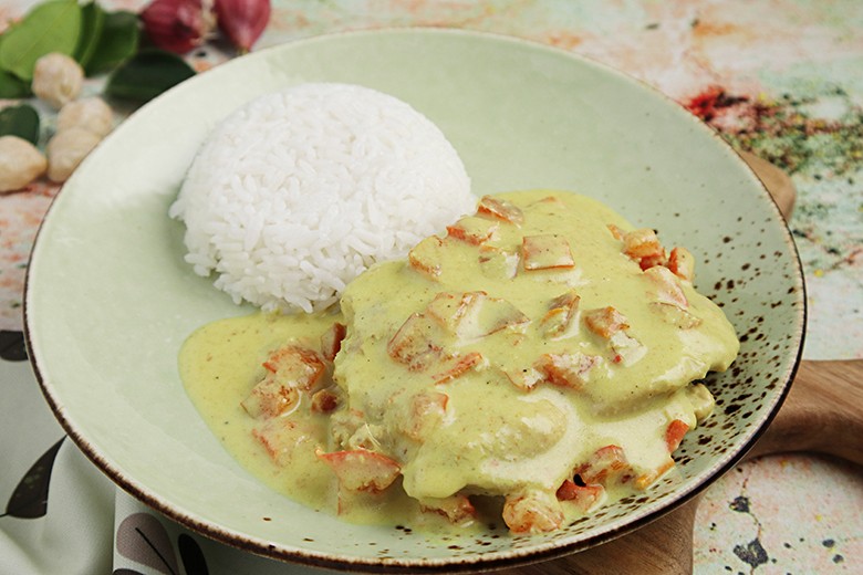 Gebackenes Huhn mit Kokosmilch