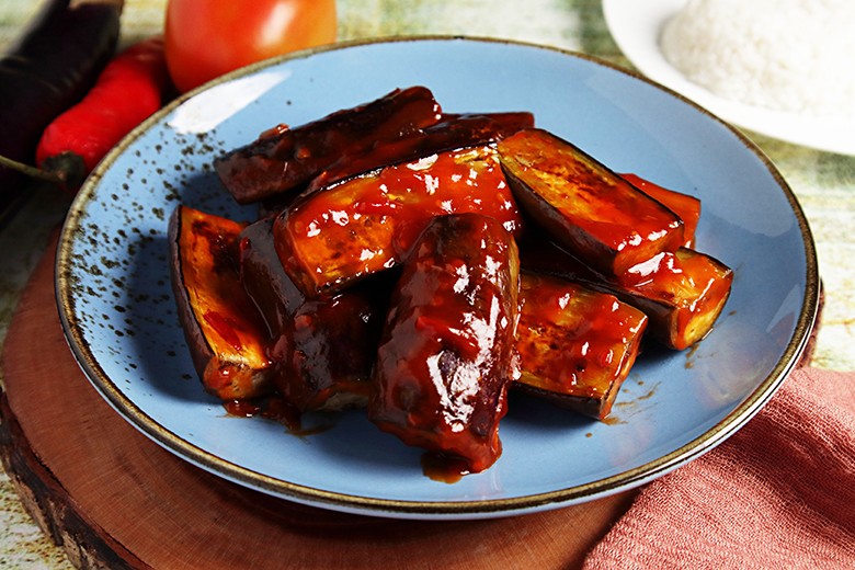 Auberginen in Chilisauce