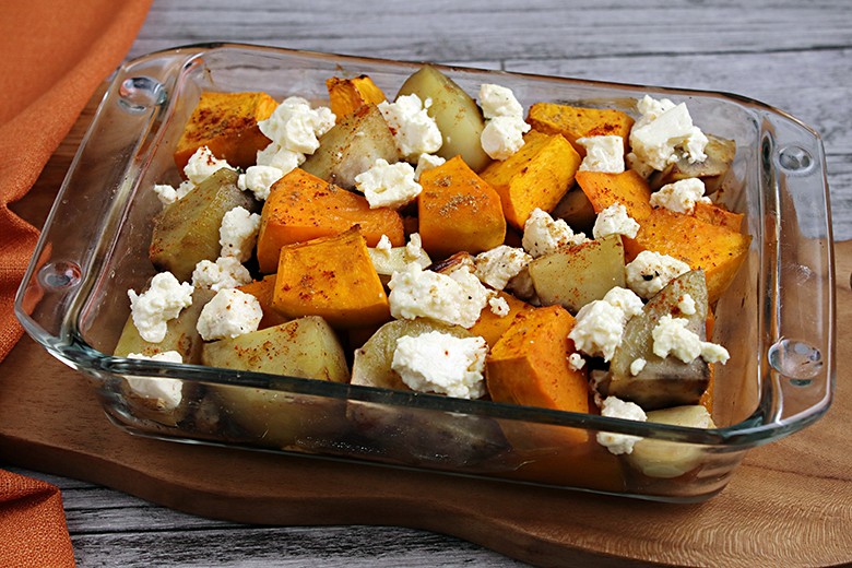Ofengemüse mit Kürbis und veganem Feta
