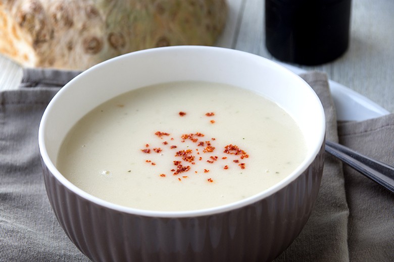 Feurige Selleriesuppe