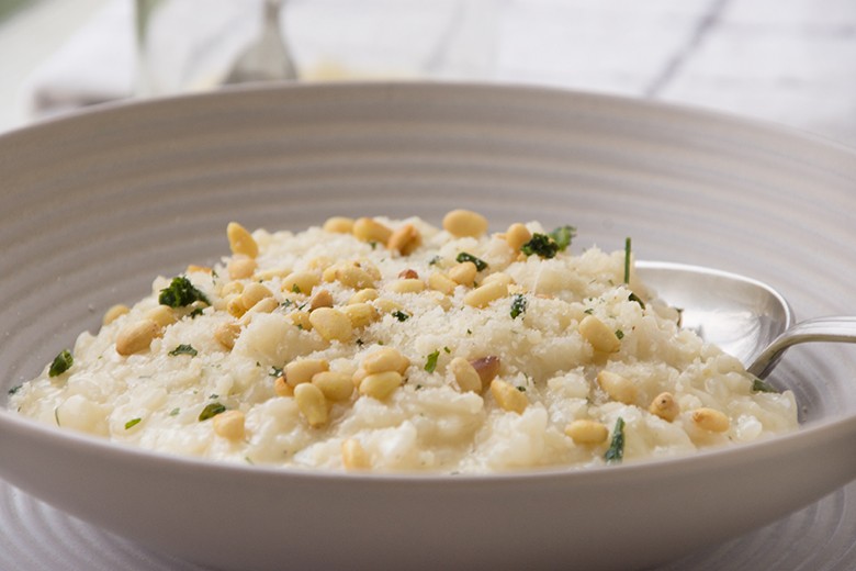 Risotto mit Pinienkernen