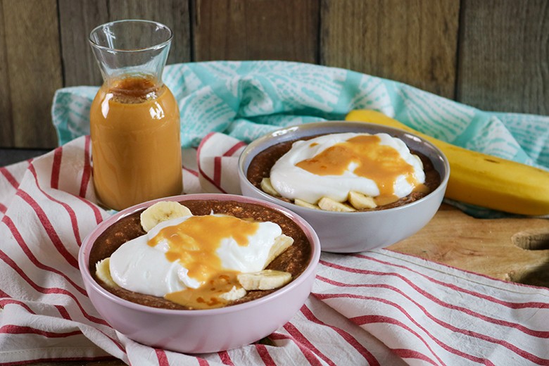 Schoko-Karamell-Quark mit Banane