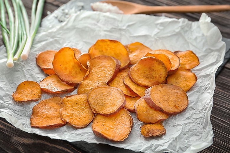 Süßkartoffel-Curry-Chips