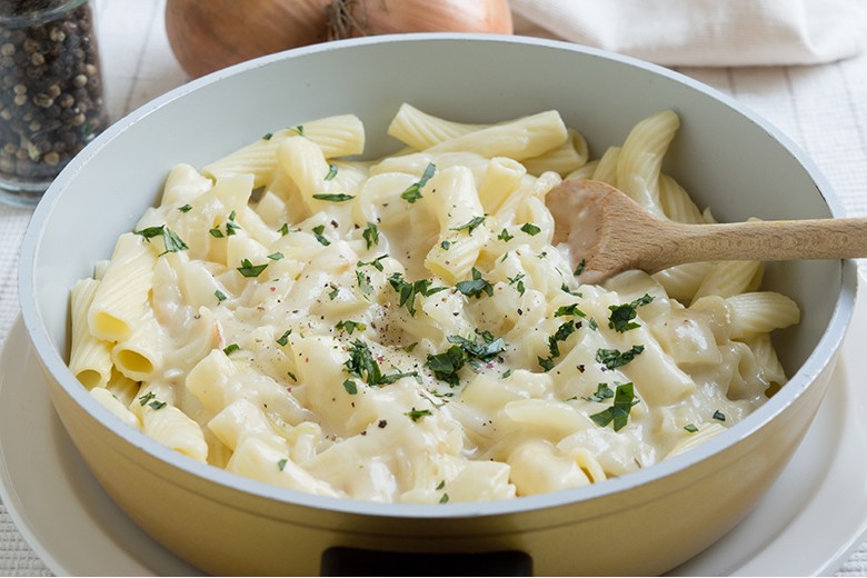 Rigatoni mit Zwiebelsauce