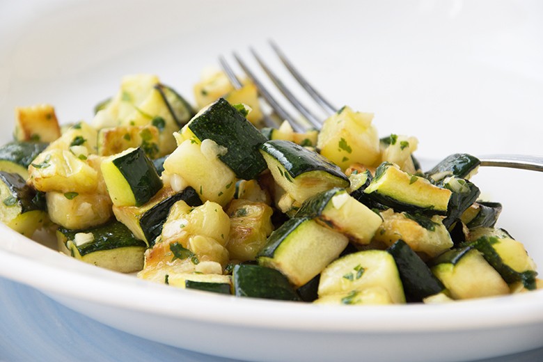 Zucchini mit Minze