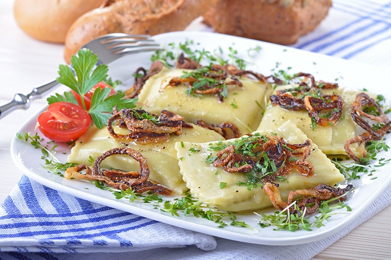 Schwäbische Maultaschen mit Röstzwiebeln