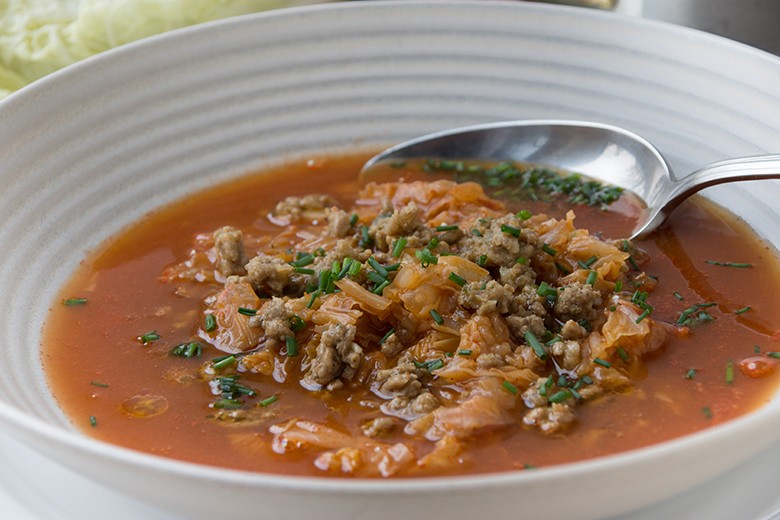 Chinakohl-Eintopf mit Hackfleisch