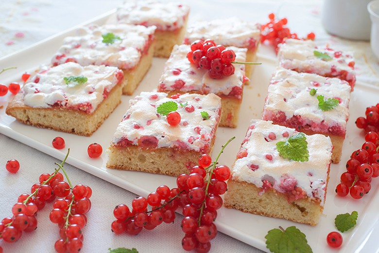Johannisbeerkuchen mit Baiser