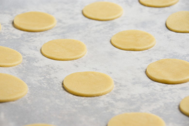 Einfache zuckerfreie Weihnachtsplätzchen